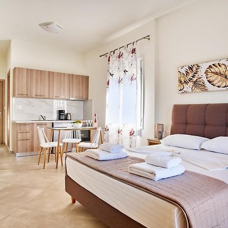 Adele Apartment 키사모스 외부 사진