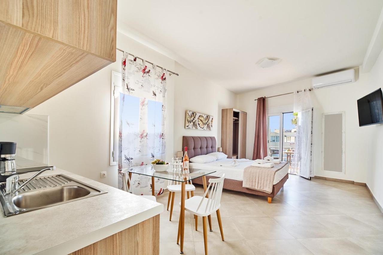 Adele Apartment 키사모스 외부 사진